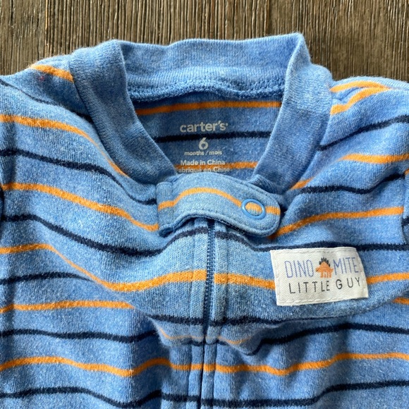 4/$10 Carter’s footie pajamas - Picture 5 of 6